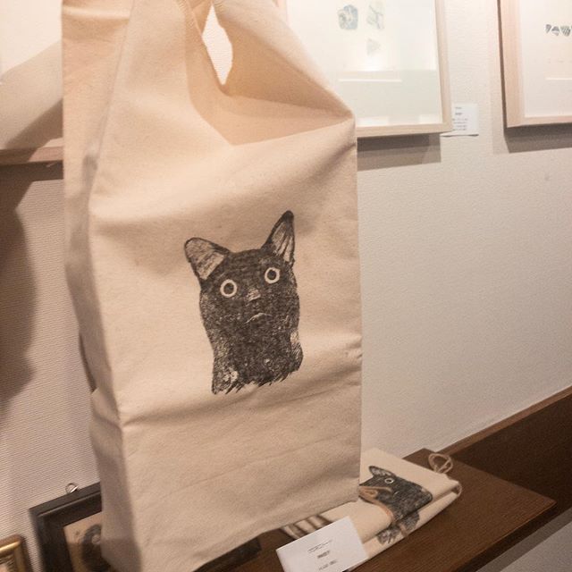 猫の日投稿その2猫トートは人気のマルシェバックタイプです。実は会場にあるもので最後になります。http://print.pepper.jp/exhibition201902/